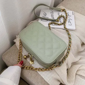 The new Korean lingling chain small square bag 2019 is a versatile one-shoulder crossbody bag for summer fashion
The new Korean lingling chain small square bag 2019 is a versatile one-shoulder crossbody bag for summer fashion