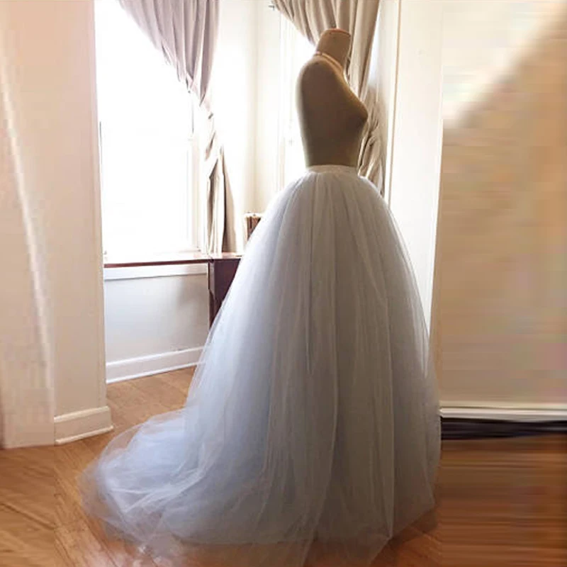 Elegant Pale Blue Bridal Skirt Real Photo Long Tulle Skirt with Train 2018 Puffy Ball Gown Wedding Skirt Winter Style Saia Longa
Elegant Pale Blue Bridal Skirt Real Photo Long Tulle Skirt with Train 2018 Puffy Ball Gown Wedding Skirt Winter Style Saia Longa