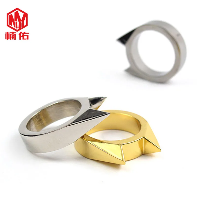 1PC Portable Mini Cat Ear Shape Stainless Steel Self-defense Ring Single Finger Ring EDC Broken Window Outdoor Survival Tool
1PC Portable Mini Cat Ear Shape Stainless Steel Self-defense Ring Single Finger Ring EDC Broken Window Outdoor Survival Tool