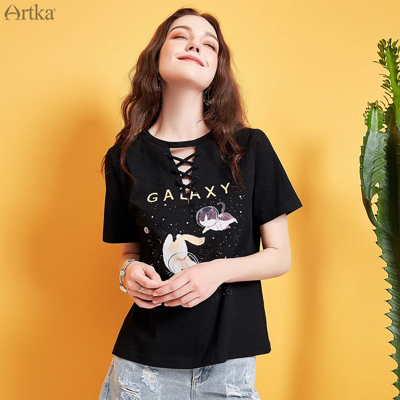 ARTKA 2019 Summer 100% Cotton Female T-Shirt Fashion Printed T-shirt O-Neck Loose Sleeve Black T-shirt For Women TA15290X
ARTKA 2019 Summer 100% Cotton Female T-Shirt Fashion Printed T-shirt O-Neck Loose Sleeve Black T-shirt For Women TA15290X