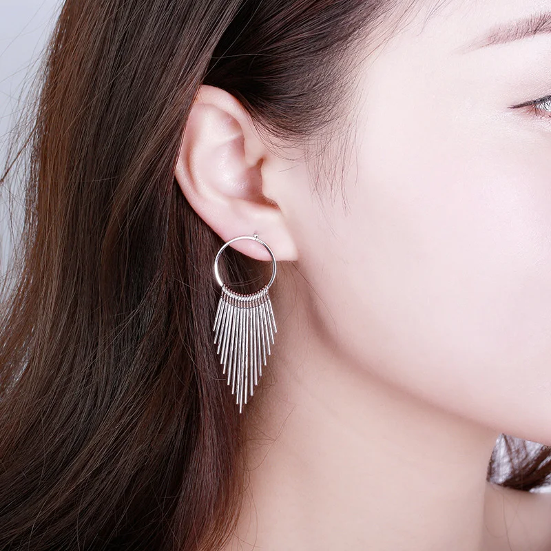 Big Tassel Circle Hoop Earrings Gold Silver Charm Multilayer Earring For Women Steampunk Jewelry Large Round Loop Ear Jewelry
Big Tassel Circle Hoop Earrings Gold Silver Charm Multilayer Earring For Women Steampunk Jewelry Large Round Loop Ear Jewelry