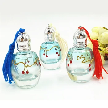 Cherry Hand Drawing Perfume Bottle with Roller Lids 12ml Portable Travel Glass Scented Bottle Refillable Makeup Containers DC755
Cherry Hand Drawing Perfume Bottle with Roller Lids 12ml Portable Travel Glass Scented Bottle Refillable Makeup Containers DC755