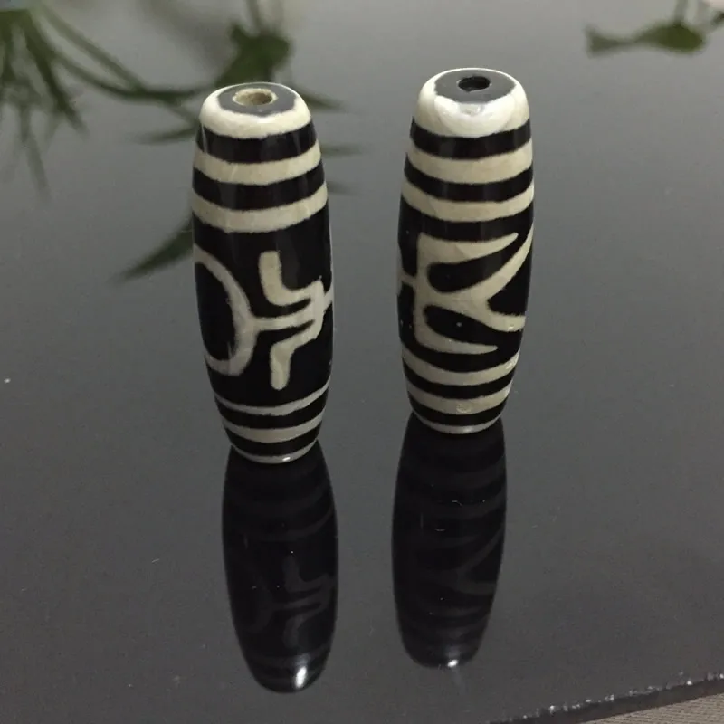 40mm Natural Tibetan Dzi Agates Stone Beads Retro Black White Vintage Jewelry Accessories DIY Oval Geometric Agates Beads Male
40mm Natural Tibetan Dzi Agates Stone Beads Retro Black White Vintage Jewelry Accessories DIY Oval Geometric Agates Beads Male