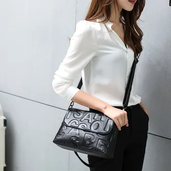GenuineLeather Ladies Handbag Summer Sailor Moon Black Luna Letter Pattern Shoulder Bag Wom en Messenger Crossbody Bag
GenuineLeather Ladies Handbag Summer Sailor Moon Black Luna Letter Pattern Shoulder Bag Wom en Messenger Crossbody Bag