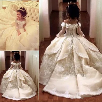 2019 Vintage High Quality Lace Flower Girl Dresses Elegant Off Shoulder Ball Gown Little Girl Pageant Dresses Princess Gowns
2019 Vintage High Quality Lace Flower Girl Dresses Elegant Off Shoulder Ball Gown Little Girl Pageant Dresses Princess Gowns