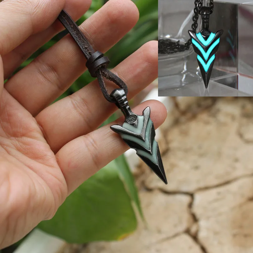 Glowing Green Arrow necklace Knight spear Necklace GLOW in the DARK Luminous pike Pendants & Necklaces silver plated girls gift
Glowing Green Arrow necklace Knight spear Necklace GLOW in the DARK Luminous pike Pendants & Necklaces silver plated girls gift