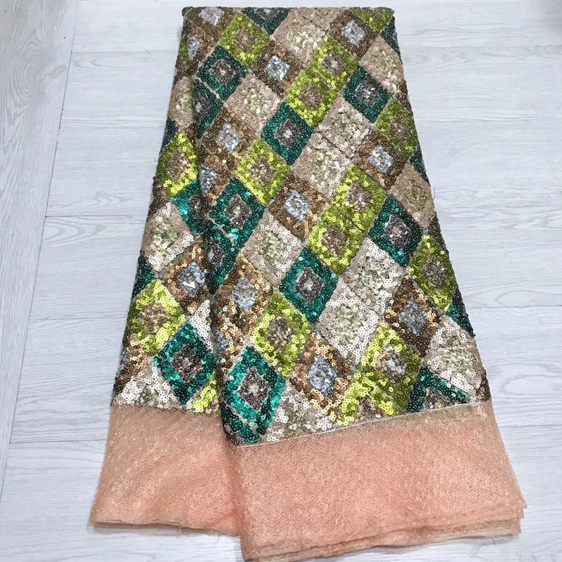 2019 high quality French Nigerian sequins net lace,African tulle mesh sequence lace fabric for party dress 5yards/lot YL042803
2019 high quality French Nigerian sequins net lace,African tulle mesh sequence lace fabric for party dress 5yards/lot YL042803