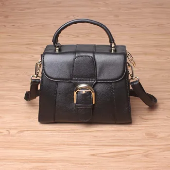 GOLD CORAL Genuine Leather Fashion Shoulder Bag Women Designer Luxury Handbags Women Bags Messenger Crossbody Bag For Women 
GOLD CORAL Genuine Leather Fashion Shoulder Bag Women Designer Luxury Handbags Women Bags Messenger Crossbody Bag For Women