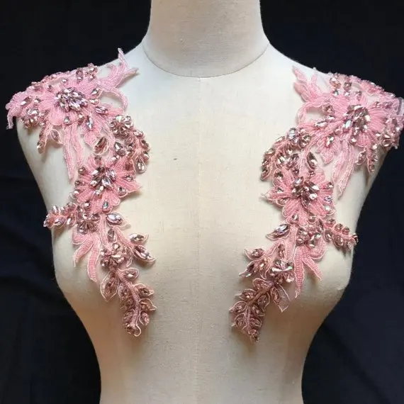 2019 Deluxe Bridal PINK Rhinestones Applique,High Quanlty Bead Glass with Vintage Design,Haute Couture Wedding Collar By PIECE
2019 Deluxe Bridal PINK Rhinestones Applique,High Quanlty Bead Glass with Vintage Design,Haute Couture Wedding Collar By PIECE