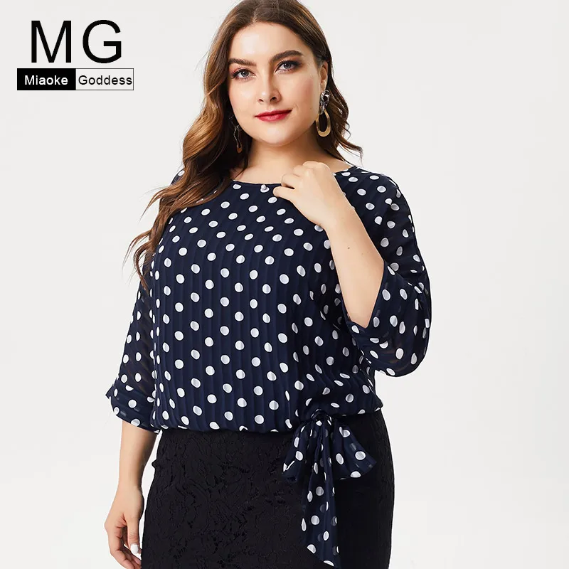 Large size women's 2019 summer new sweet O-neck dot seven-point sleeve bow tie blouse loose slimming chiffon shirt
Large size women's 2019 summer new sweet O-neck dot seven-point sleeve bow tie blouse loose slimming chiffon shirt