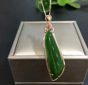 And Tian Biyu, apple green, accompanied by pendants, chroma level, jade pure, simple and generous
And Tian Biyu, apple green, accompanied by pendants, chroma level, jade pure, simple and generous