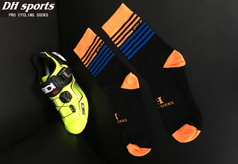 4387779055_1217857002