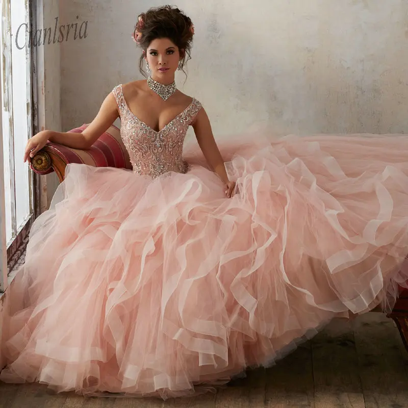 Beautiful Pink Lace Up Back Quinceanera Dress 2019 Beading Sequin Cap Sleeves Girls Debutante Dress Vestido de 15
Beautiful Pink Lace Up Back Quinceanera Dress 2019 Beading Sequin Cap Sleeves Girls Debutante Dress Vestido de 15