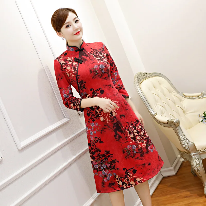 2019 Spring Cheongsam Vintage Chinese Mandarin Collar Dress Sexy Womens Winter Suede Qipao Slim Party Dresses Vestido S-3XL
2019 Spring Cheongsam Vintage Chinese Mandarin Collar Dress Sexy Womens Winter Suede Qipao Slim Party Dresses Vestido S-3XL