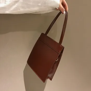 Bolsa Mujer Bags For Women 2019 Solid Color Tassel Women Bags PU Leather Messenger Bag Chain Handbag sac a main 625
Bolsa Mujer Bags For Women 2019 Solid Color Tassel Women Bags PU Leather Messenger Bag Chain Handbag sac a main 625