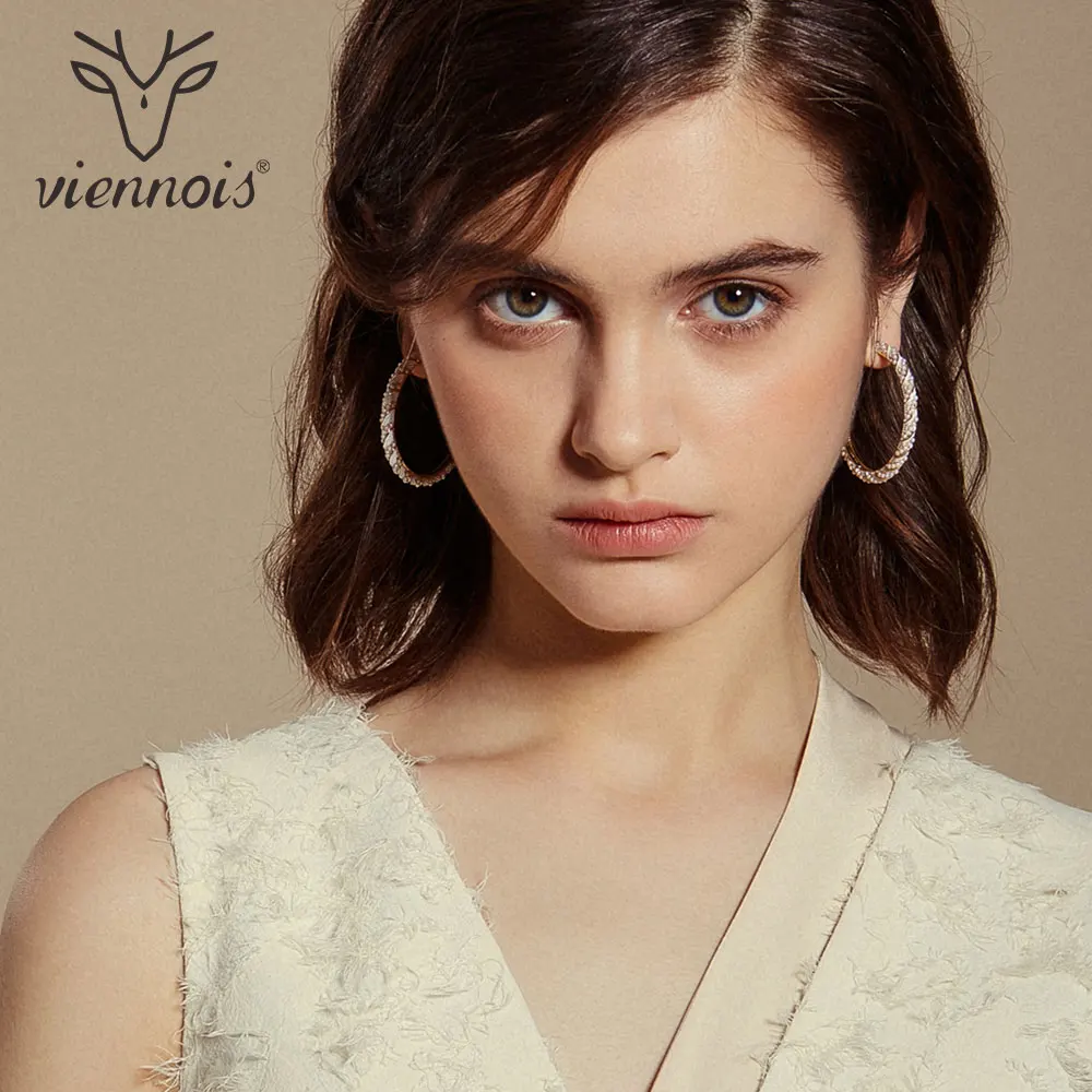 Viennois Light Gold Color Hoop Earrings for Women Round Simulated Pearl Earrings Female Earrings Trendy Jewelry
Viennois Light Gold Color Hoop Earrings for Women Round Simulated Pearl Earrings Female Earrings Trendy Jewelry