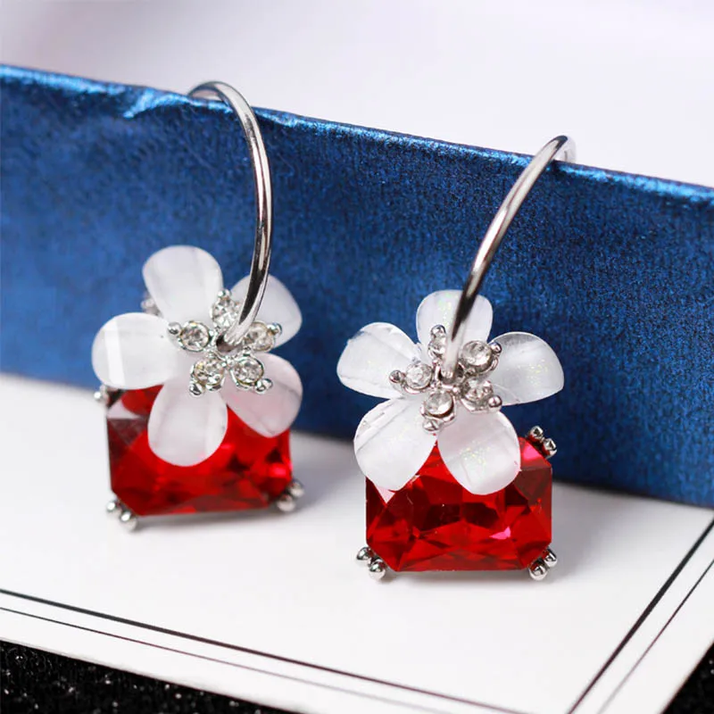 Hot 2018 Shining New Fashion Crystal Cherry Blossoms drop Earrings for Women Wedding Jewelry Statement Earrings
Hot 2018 Shining New Fashion Crystal Cherry Blossoms drop Earrings for Women Wedding Jewelry Statement Earrings