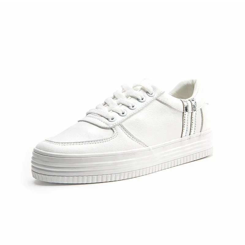 New white shoes female Korean version of thick canvas shoes wild casual student leather shoes
New white shoes female Korean version of thick canvas shoes wild casual student leather shoes