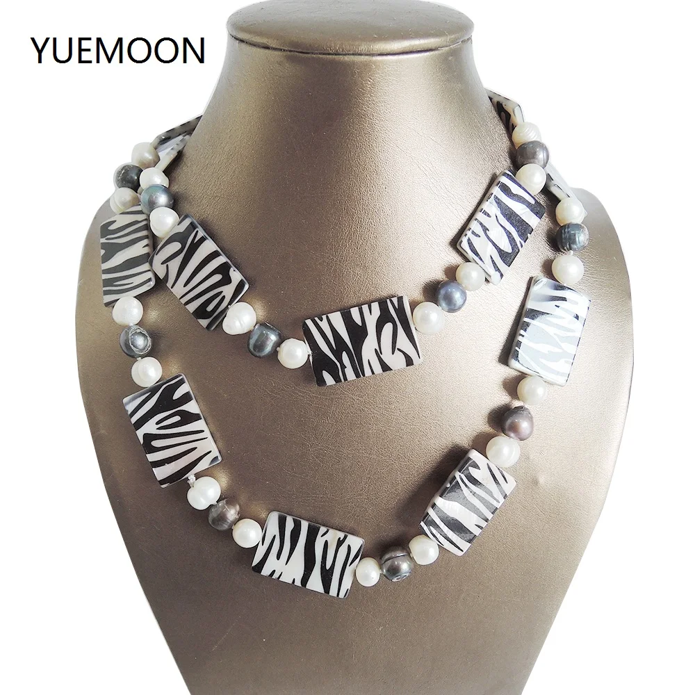 100% FRESHWATER PEARL NECKLACE,90 CM LONG NECKLACE ,very fashion colors pearls,baroque shape pearl
100% FRESHWATER PEARL NECKLACE,90 CM LONG NECKLACE ,very fashion colors pearls,baroque shape pearl