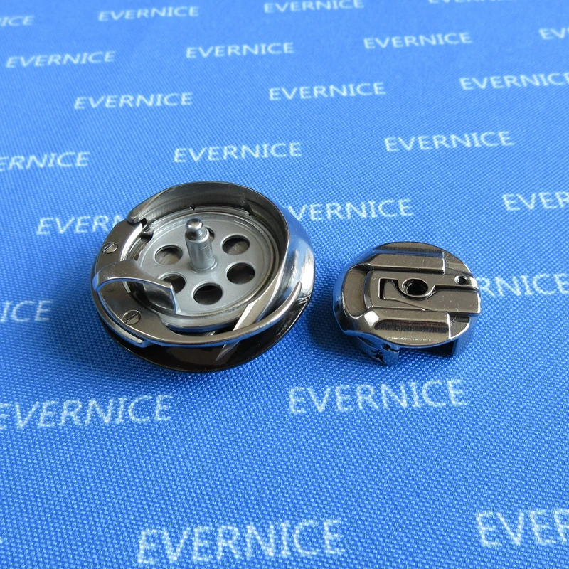 Rotary Hook + Bobbin Case / cap for Bernina 217, 540, 640, 740, 750, 840, 850, 940, 950 #0040767000
Rotary Hook + Bobbin Case / cap for Bernina 217, 540, 640, 740, 750, 840, 850, 940, 950 #0040767000