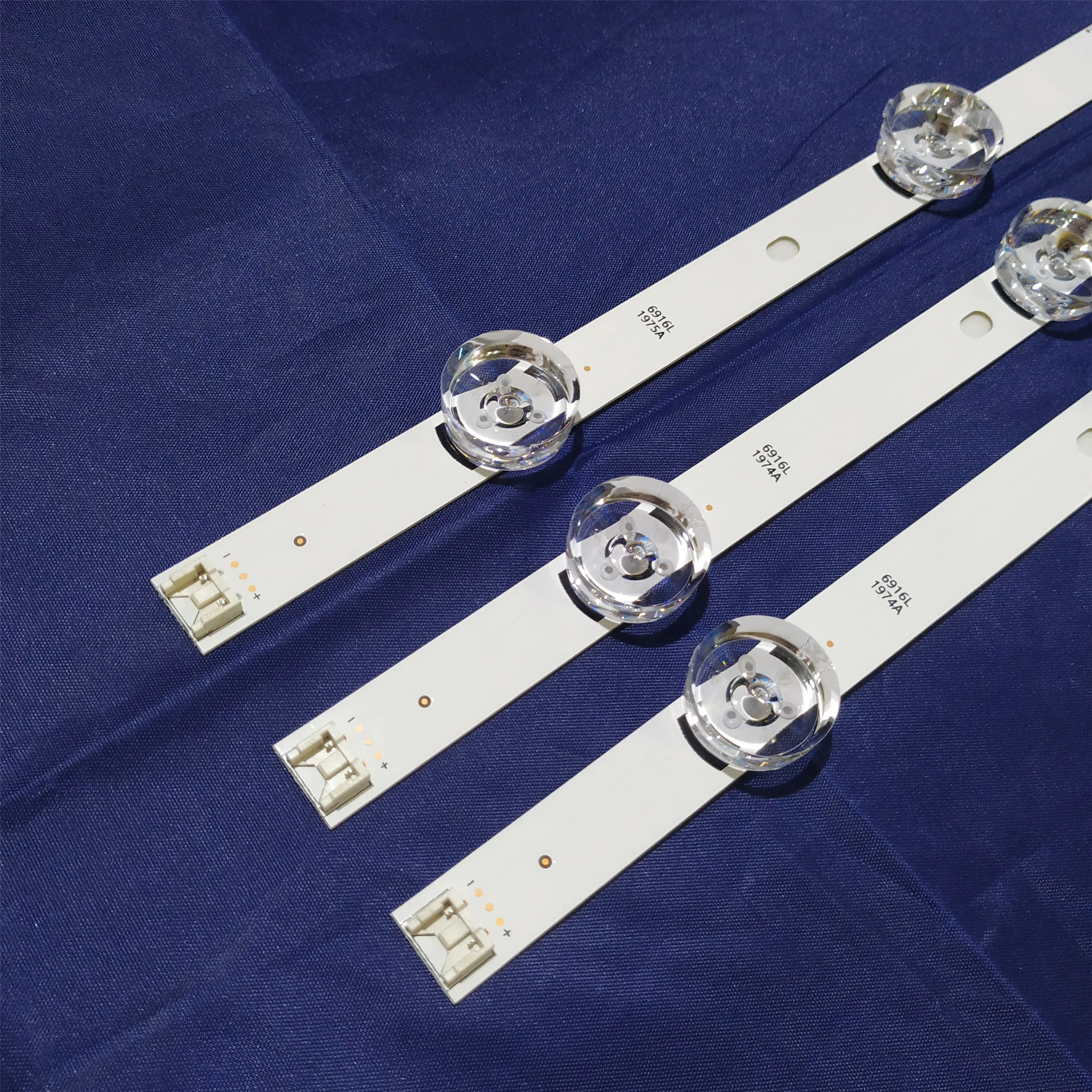 LED backlight strip for LG INNOTEK DRT 3.0 32"_A/B 32MB25VQ 6916l-1974A 6916l-1981A 32LB5820 32LF580V 32LB5610 LC320DUE
LED backlight strip for LG INNOTEK DRT 3.0 32"_A/B 32MB25VQ 6916l-1974A 6916l-1981A 32LB5820 32LF580V 32LB5610 LC320DUE