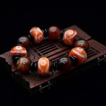 Tibet three eyes nine eyes dZi beads agate bracelet domineering retro dragon pattern beads men's models ab14#
Tibet three eyes nine eyes dZi beads agate bracelet domineering retro dragon pattern beads men's models ab14#