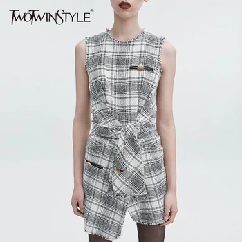 TWOTEINDTYLE Plaid Woolen Dress Female Sleeveless High Waist Lace up Irregular Mini Dresses Women 2020 Autumn Vintage Clothing
TWOTEINDTYLE Plaid Woolen Dress Female Sleeveless High Waist Lace up Irregular Mini Dresses Women 2020 Autumn Vintage Clothing