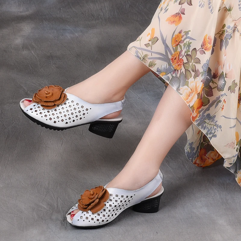 new arrival women 2019 summer genuine leather medium thick heel shoes female office sandals summer big flower shoes XJ8829
new arrival women 2019 summer genuine leather medium thick heel shoes female office sandals summer big flower shoes XJ8829