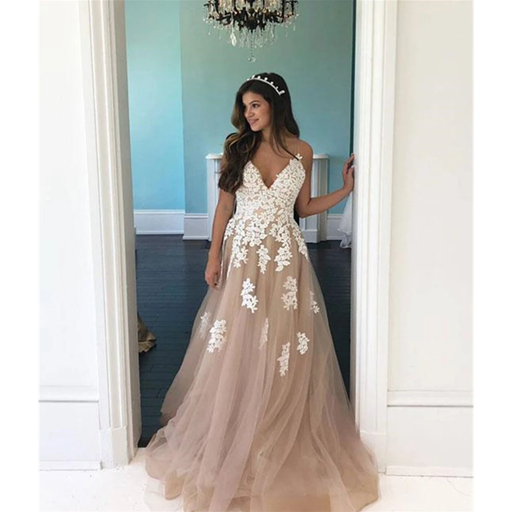 2019 Champagne Tulle Evening Dress With White Lace Sexy Backless Spaghetti Strap A Line Long Prom Gowns Robe De Soiree Cheap
2019 Champagne Tulle Evening Dress With White Lace Sexy Backless Spaghetti Strap A Line Long Prom Gowns Robe De Soiree Cheap