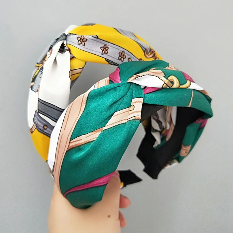 AWAYTR Summer Spring Women Sweet Bezel Korean Style Hairband Print Headband Girls Fashion Soft Cross Hair Accessories Ornament
AWAYTR Summer Spring Women Sweet Bezel Korean Style Hairband Print Headband Girls Fashion Soft Cross Hair Accessories Ornament