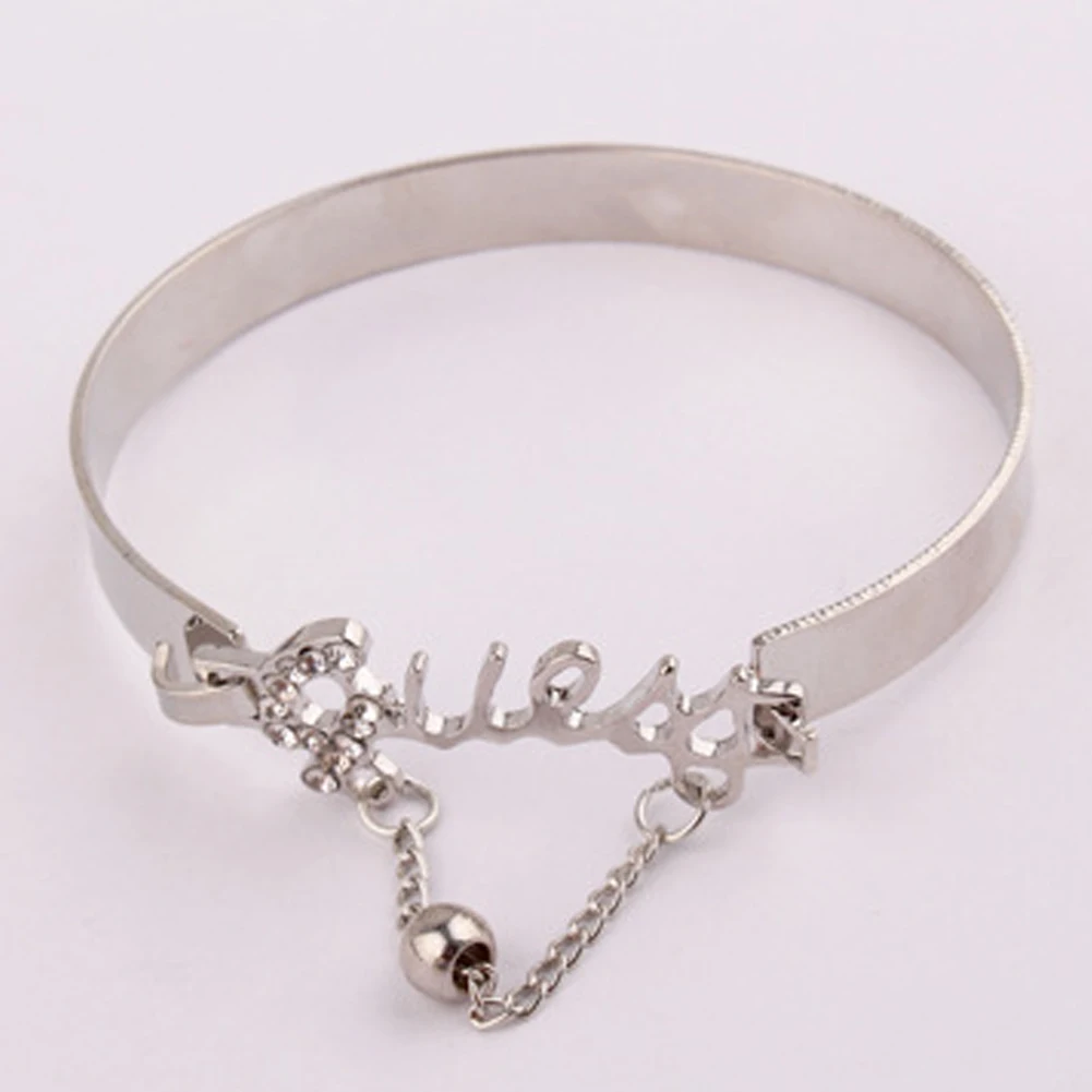 Fashion Jewelry Love Exquisite Bracelet Accessory Rhinestone Decor Stylish Hand Chain Ring For Women
Fashion Jewelry Love Exquisite Bracelet Accessory Rhinestone Decor Stylish Hand Chain Ring For Women
