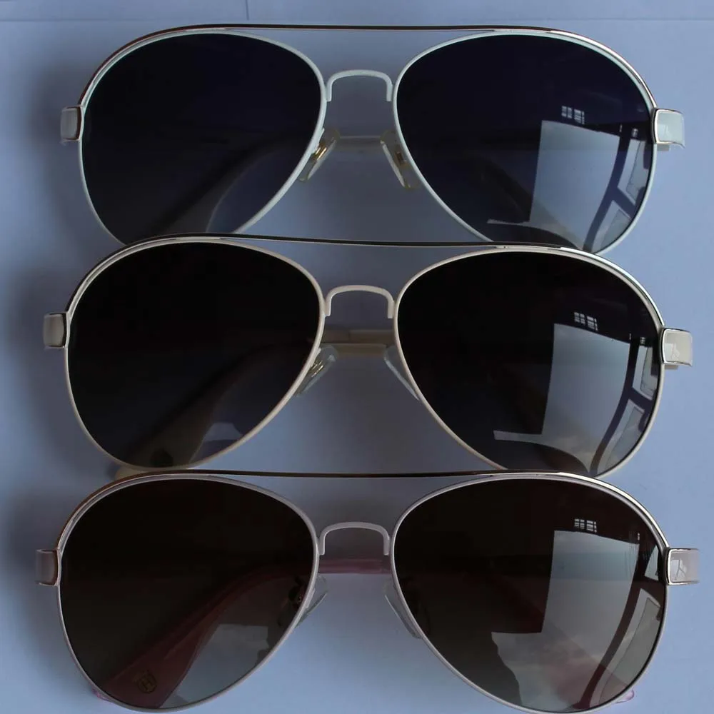 Top Fashion but classic New Sunglasses Sexy Retro Style Cat Eye Sunglasses Retail/Wholesale polariod lens,oculos feminino gray
Top Fashion but classic New Sunglasses Sexy Retro Style Cat Eye Sunglasses Retail/Wholesale polariod lens,oculos feminino gray