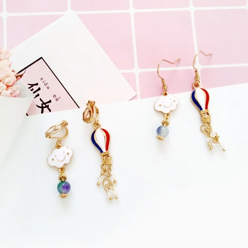 Korean Popular Cartoon Cloud Hot Air Balloon Asymmetric Dangle Earrings Fashion Girl Women Personality Ear Clip Jewelry
Korean Popular Cartoon Cloud Hot Air Balloon Asymmetric Dangle Earrings Fashion Girl Women Personality Ear Clip Jewelry