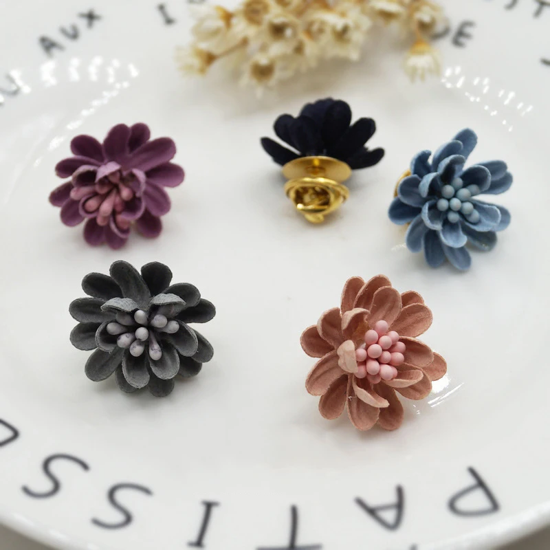 High Quality Flower Small Brooches Accessories Women Dress Wedding Brooch PinsClassic Alloy Elegant Corsage Wholesale
High Quality Flower Small Brooches Accessories Women Dress Wedding Brooch PinsClassic Alloy Elegant Corsage Wholesale