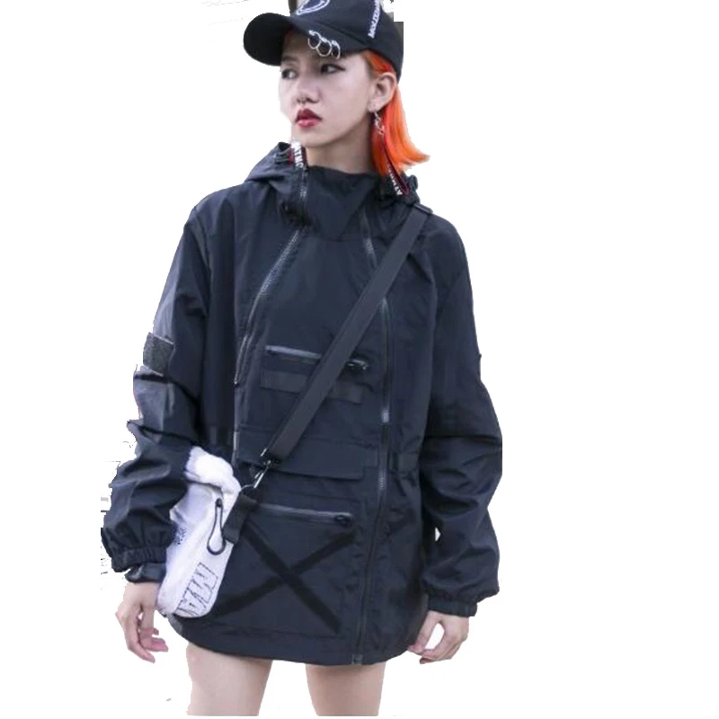 Autumn Black Hooded BF Harajuku Coat Female loose Streetwear Basic Coats Jacket For Women Casual Zipper Windbreaker Jacket
Autumn Black Hooded BF Harajuku Coat Female loose Streetwear Basic Coats Jacket For Women Casual Zipper Windbreaker Jacket
