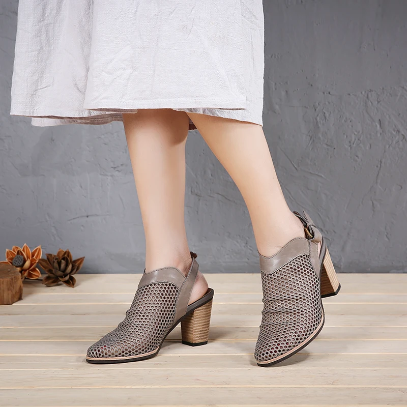 2019 Women Leather Shoes Slingback Pumps Hollow Out Breathable High Heels Summer Shoes Buckle Block Heel Sandals
2019 Women Leather Shoes Slingback Pumps Hollow Out Breathable High Heels Summer Shoes Buckle Block Heel Sandals