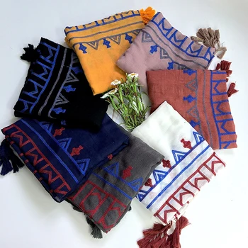 Marte&Joven Wholesale Women White Cotton Embroidery Scarf Pashmina Autumn Winter Vintage Ladies Square Stoles Shawls and Wraps
Marte&Joven Wholesale Women White Cotton Embroidery Scarf Pashmina Autumn Winter Vintage Ladies Square Stoles Shawls and Wraps
