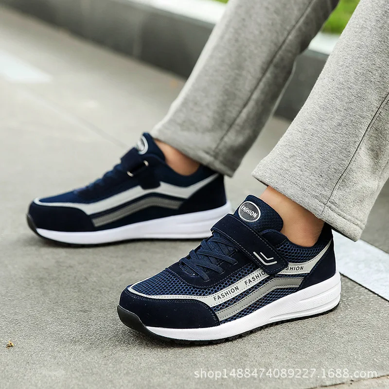 New Walking Shoes For Elderly Unisex Casual Shoes Flat Shoes Non-slip Soft Bottom Men Sneakers Fashion Breathable Mesh Shoes
New Walking Shoes For Elderly Unisex Casual Shoes Flat Shoes Non-slip Soft Bottom Men Sneakers Fashion Breathable Mesh Shoes