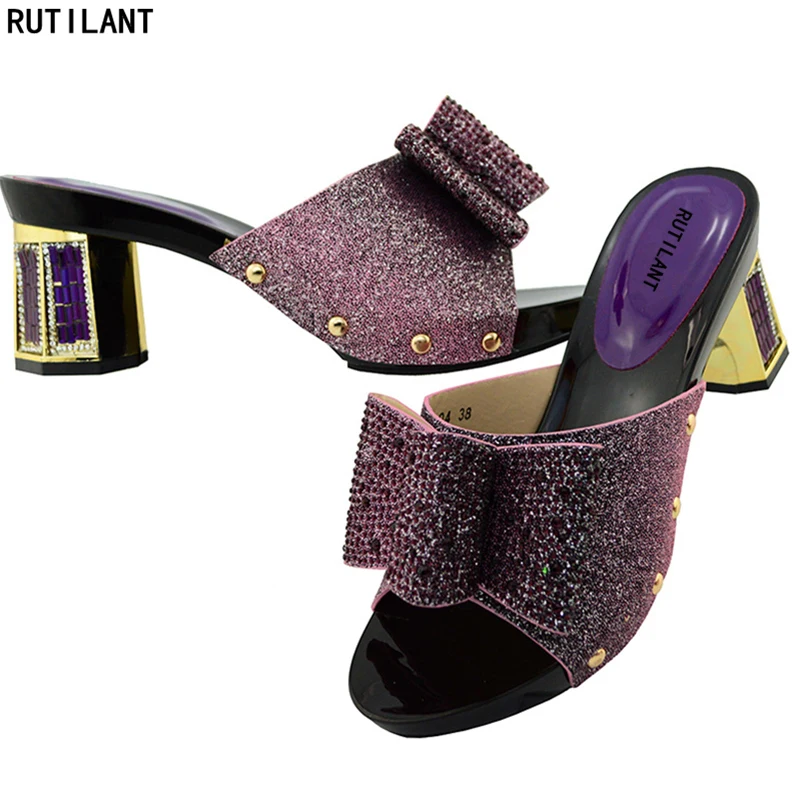 New Arrival Purple Shoes To Wedding 2018 Italian African Wedding Shoes Nigerian Women Shoes for Party Rhinestone Lady Party Shoe
New Arrival Purple Shoes To Wedding 2018 Italian African Wedding Shoes Nigerian Women Shoes for Party Rhinestone Lady Party Shoe