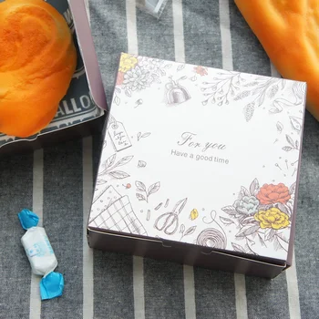 13.5*13.5*5cm 10pcs for you handmade Paper Box cookie Macaron Chocolate Christmas Birthday Party Gifts Packaging Storage Boxes 
13.5*13.5*5cm 10pcs for you handmade Paper Box cookie Macaron Chocolate Christmas Birthday Party Gifts Packaging Storage Boxes