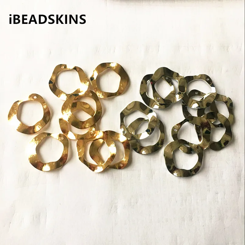 New arrival! 25x24mm 100pcs/lot Copper material geometric-shape charm for earring/jewelry DIY ( as shown)
New arrival! 25x24mm 100pcs/lot Copper material geometric-shape charm for earring/jewelry DIY ( as shown)