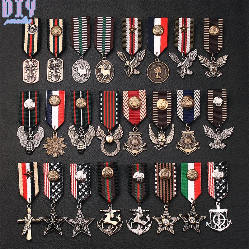 England Five star Eagle Horse Military Metal Badge Retro Fabri Shoulder Board Badges Army Pin on Brooch Medal Handmade
England Five star Eagle Horse Military Metal Badge Retro Fabri Shoulder Board Badges Army Pin on Brooch Medal Handmade