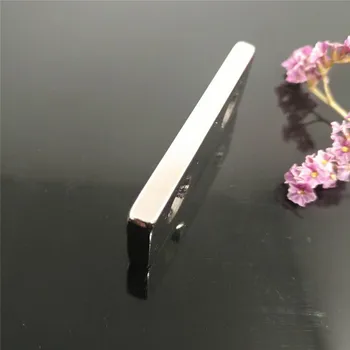 Zion 50pcs 50x15x5mm with hole rare earth magnet N35 super strong permanent ring block salvage neodymium magnets 50*15*5mm
Zion 50pcs 50x15x5mm with hole rare earth magnet N35 super strong permanent ring block salvage neodymium magnets 50*15*5mm