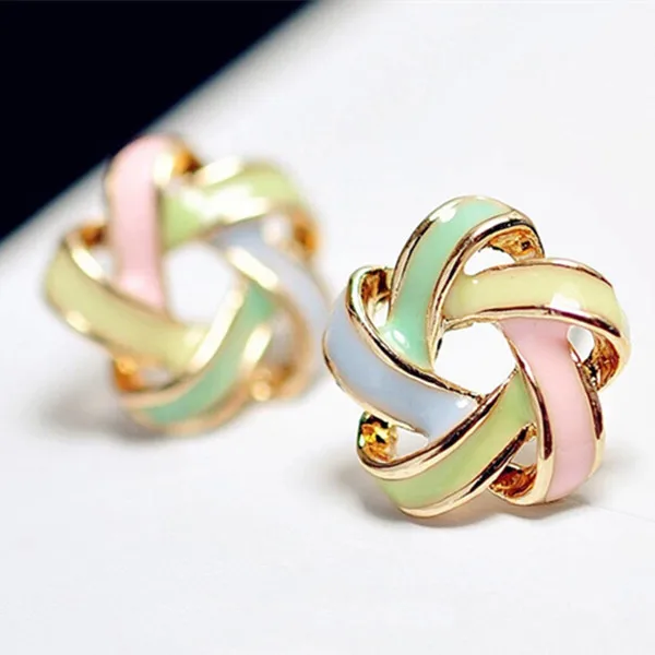 Earing Aros Real Acrylic Zinc Alloy New Fashion Novel Jewelry Color Stripe Earrings For Women Trendy Brincos Pequenos Stud E259
Earing Aros Real Acrylic Zinc Alloy New Fashion Novel Jewelry Color Stripe Earrings For Women Trendy Brincos Pequenos Stud E259