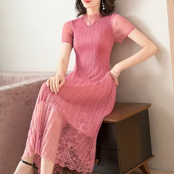 Slim Large Size Dress 2019 Summer New Mid-calf Lace Embroidered Stand Neck Short Sleeve Pleated Dress
Slim Large Size Dress 2019 Summer New Mid-calf Lace Embroidered Stand Neck Short Sleeve Pleated Dress