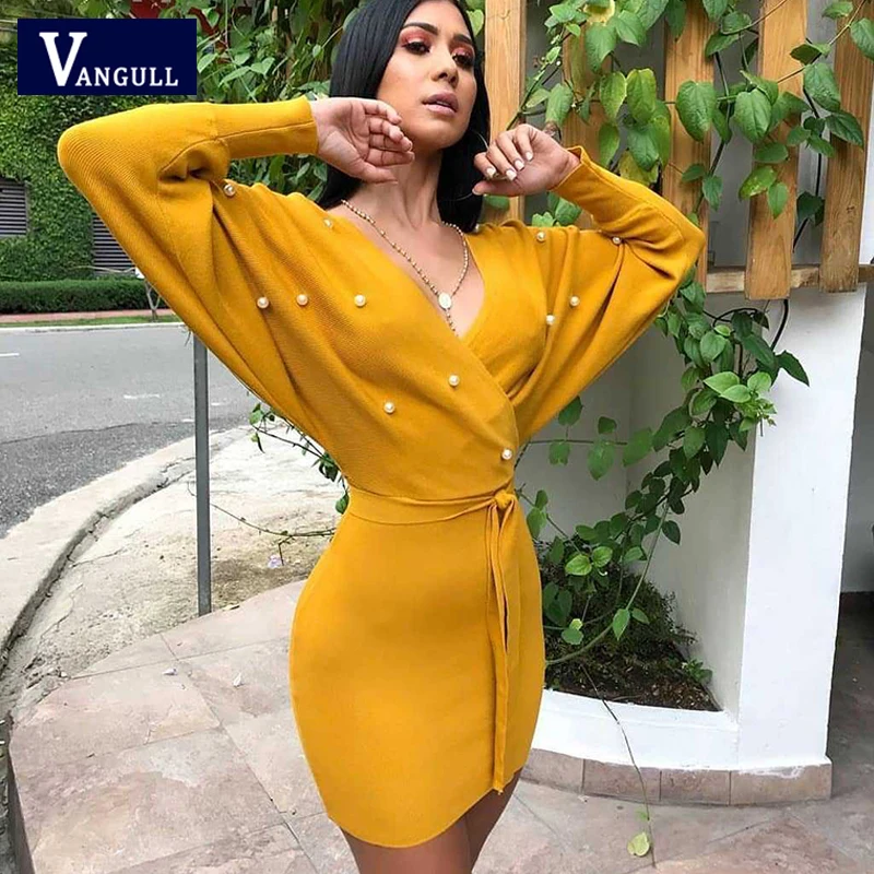 Vangull 2019 Spring Sexy Fashion Women's Clothing Knitted Sweater Women Dresses Long Sleeve Beading V-Neck Mini Solid Dresses
Vangull 2019 Spring Sexy Fashion Women's Clothing Knitted Sweater Women Dresses Long Sleeve Beading V-Neck Mini Solid Dresses
