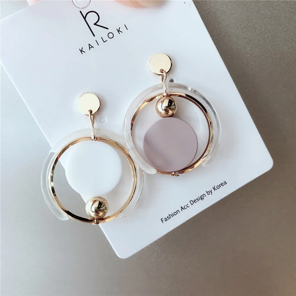 Korean Style Asymmetric Earrings Gold Color Big Hollow Round Circle Long Drop Earrings For Women Fashion Ear Jewelry Gift JE0846
Korean Style Asymmetric Earrings Gold Color Big Hollow Round Circle Long Drop Earrings For Women Fashion Ear Jewelry Gift JE0846