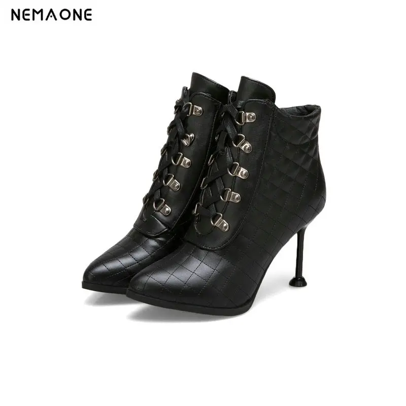 New 8cm high Heels lace up women ankle boots poined toe ladies boots spring autumn party dress shoes woman large Size 43
New 8cm high Heels lace up women ankle boots poined toe ladies boots spring autumn party dress shoes woman large Size 43