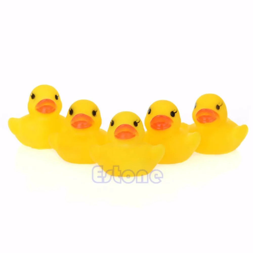 1pc Yellow Baby Children Bath Toys Cute Rubber Squeaky Duck Ducky Hot | Игрушки и хобби
