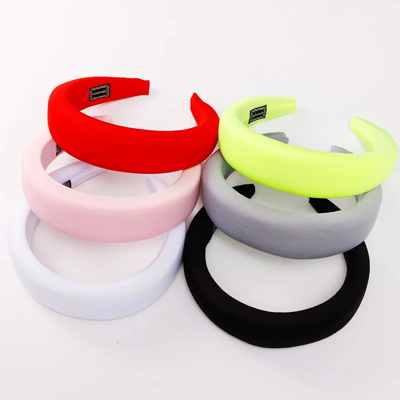 2019 New Solid Color Sponge Velvet Soft Thick Hairbands For Women Headband Hair Holder Sweet Headwear Fashion Hair Accessories
2019 New Solid Color Sponge Velvet Soft Thick Hairbands For Women Headband Hair Holder Sweet Headwear Fashion Hair Accessories